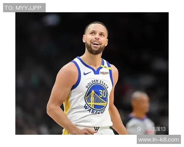 梅尔顿分享与库里搭档感受强调利用库里吸引防守的重要性